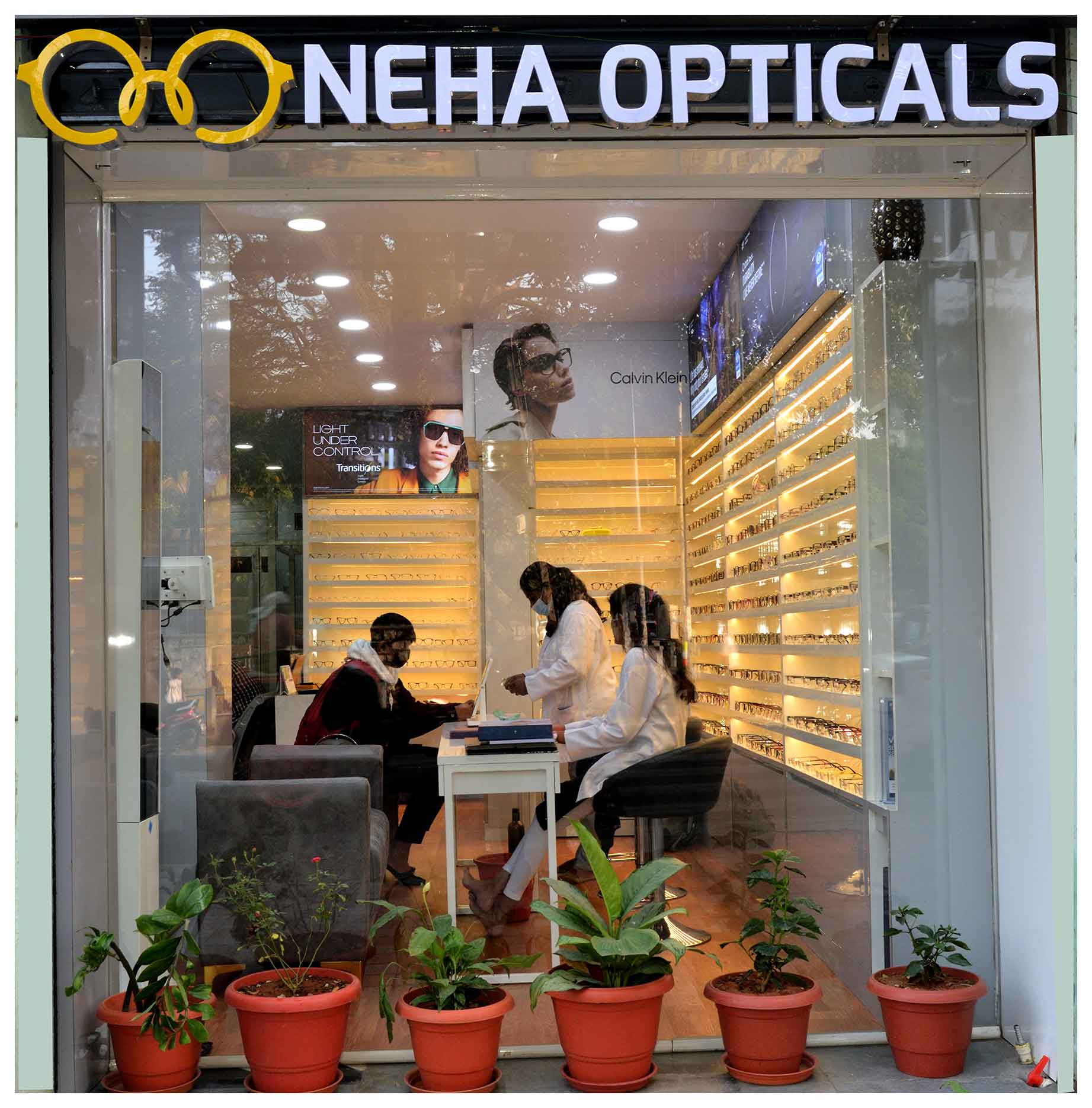 Neha_Opticals_Exterior