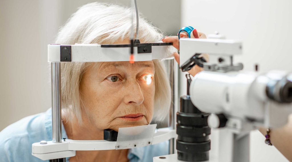 Cataract-Treatment​3a